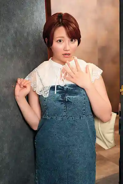 IMO-032 叫了外送妹結果是我妹！偷偷背著店裡直接中出開幹 12 ~ 天月梓 木村好乃美的劇照18