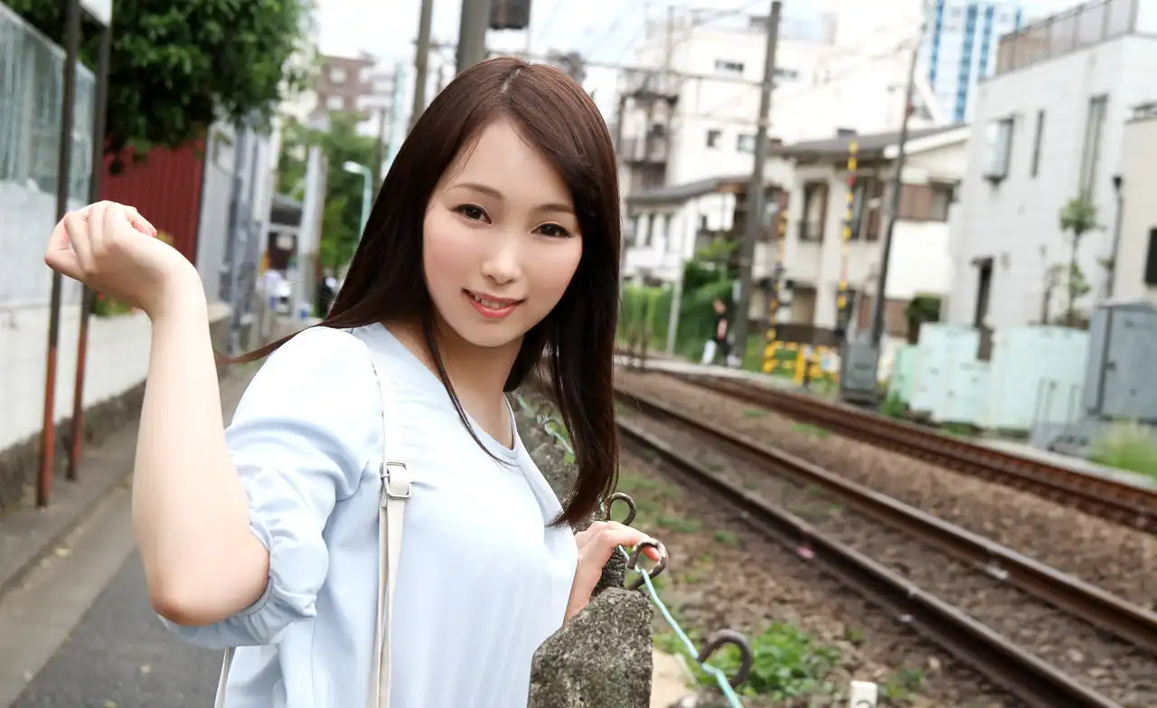 桐谷奈緒第88張寫真
