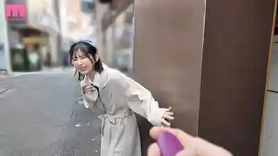 MIDA-248 羞恥服裝街頭心動散步即插內射之旅 ~ 仲村美羽的劇照4