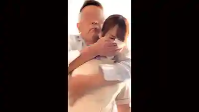 HRSM-103 獵豔美容顧問3 日本橋頂級百貨一樓化妝品專櫃3位美女 ~ 前田美波 花衣つばき 綾波蓮 的劇照15