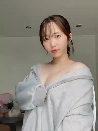 弘前綾香第5張寫真