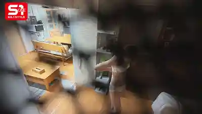 SONE-818 隔壁超正女大學生失憶了！騙她我是男友，性慾炸裂想怎麼玩就怎麼玩 ~ 未步奈奈的劇照10