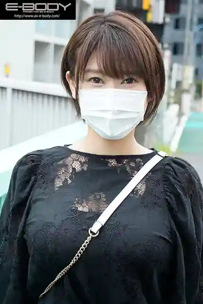 美波桃第2張寫真