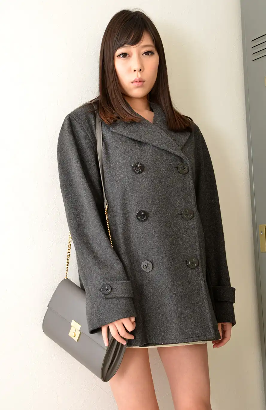 白石鈴第20張寫真