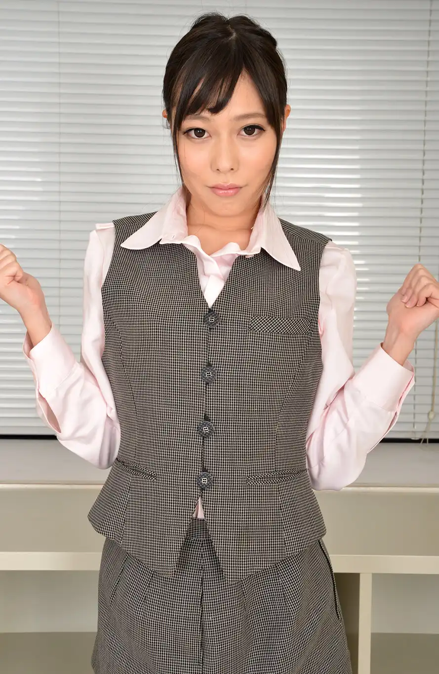 白石鈴第88張寫真