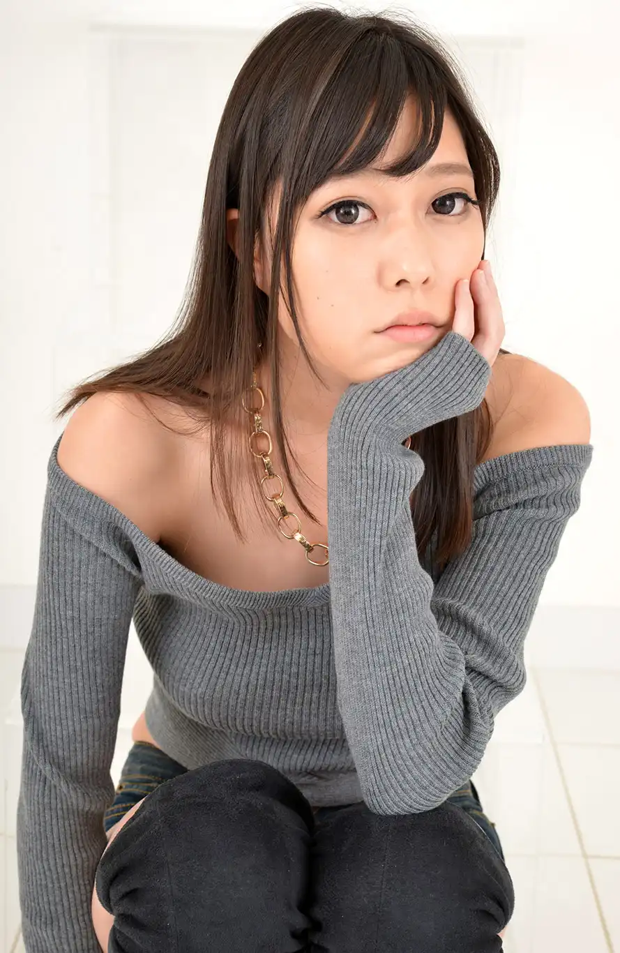 白石鈴第449張寫真