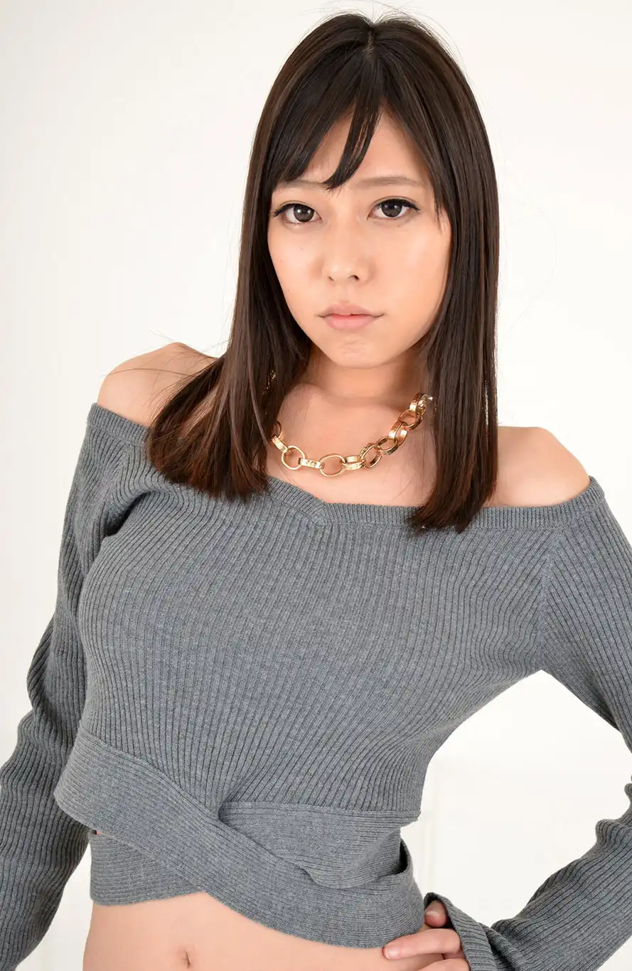 白石鈴第470張寫真