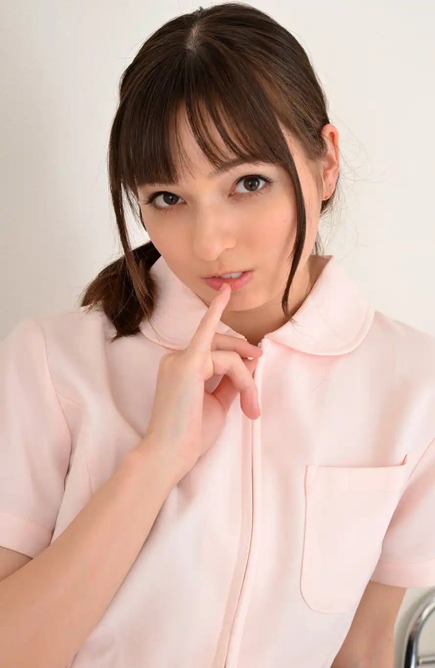 西田卡莉娜第85張寫真