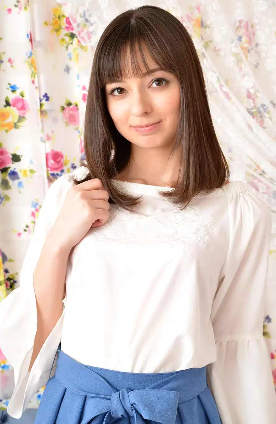 西田卡莉娜第296張寫真