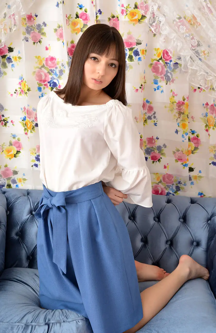 西田卡莉娜第304張寫真