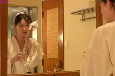 HAWA-359 素顏超甜美人妻被狂射一臉精華 （26歲） ~ 靜河 的劇照11