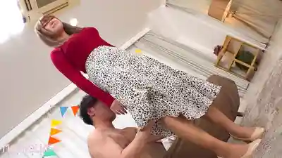 MGNL-115 巨乳人妻體驗敏感度爆棚按摩會爽到失控潮噴嗎？ 的劇照6