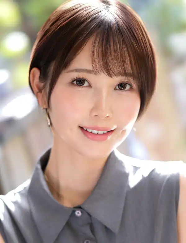  佐藤衣栞 第1張寫真