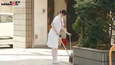 SDJS-325 【業務命令】學會奉仕！5種Cosplay接待（有爽到）學生妹 兔女郎 護士 田徑妹 魅魔 宣傳部 ~ 松永明里 的劇照16