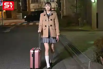 SONE-833 高身長貧困女學生爲了錢被猥瑣大叔輪番插入猛幹蹂躪出賣青春 ~ 明日葉三葉   的劇照13