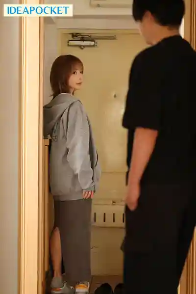 IPZZ-597 死都不能說的祕密！死黨女友素顏太可愛，無防備的誘惑無法忍受下衝動了，偷吃了那一整夜 ~ 桃乃木香奈 的劇照14