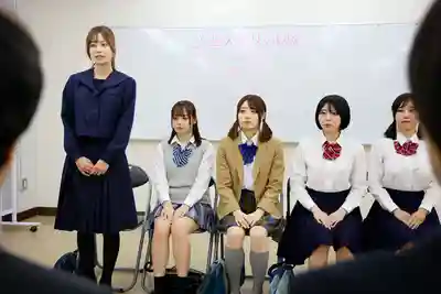 DVMM-279 性愛就是高考戰場 ~ 令和8年度全國統一性愛測試 ~ 出演：蘆名穗花 前田美波 中城葵 若月もあ 渡邊まりか的劇照4