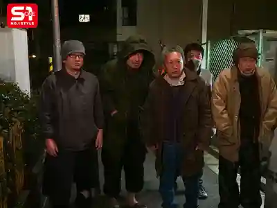 SONE-850 港區頂級女被癡漢尾行綁架後墮落成貧民窟顏射肉便器 ~ 楓富愛 的劇照8