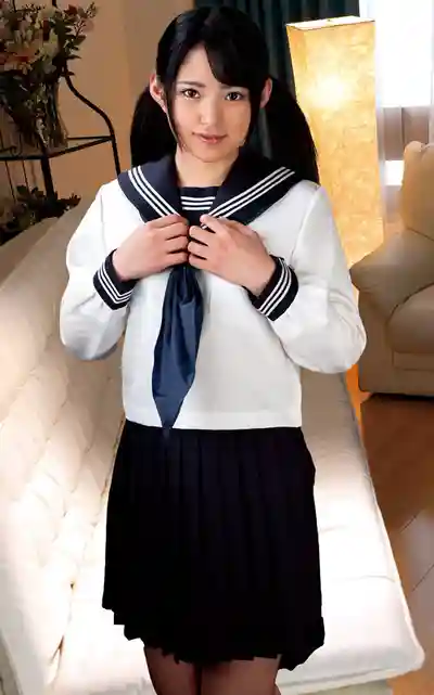 UMSO-607 水手服美少女精選11人第二彈 ~ 山井鈴香 渚光希 跡美珠里 早美怜夢 友利穗香 八尋麻衣 如月真白 南梨央奈 桃尻花音 中城葵 平花的劇照1