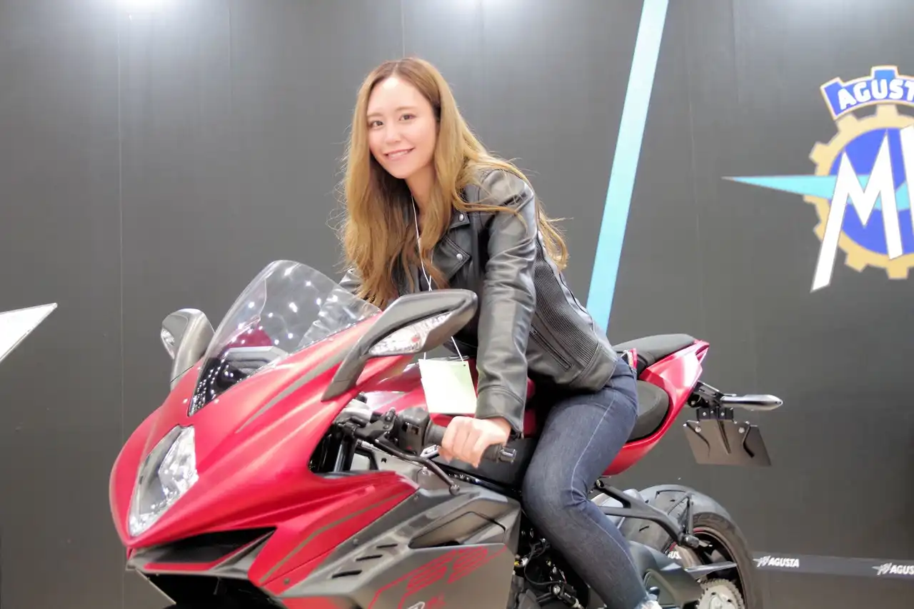 中尾芽衣子第12張寫真