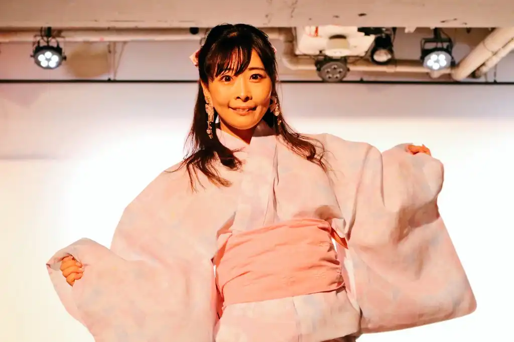 原美织第24張寫真