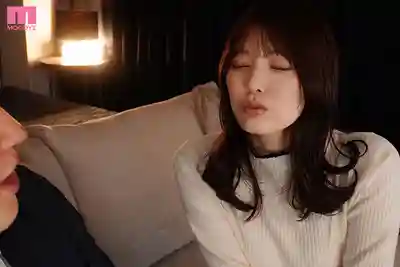 MIDA-304 錯過末班車住我家 酒癮沒過足的澪前輩和我玩的嗨翻天，幹到早上起不來 ~ 石川澪 的劇照10