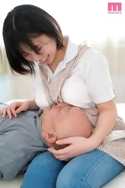 MOER-012 新人出道！欲求不滿的保育員性愛超帶勁！平日無bra奶頭硬邦邦，有着瘋狂大叔癖的G杯低收入妹子偷偷出鏡 AV DEBUT ~ 南見蒼 的劇照9