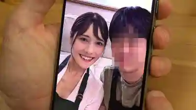 NKKD-356 30歲人妻被打工處的小鮮肉20歲同事給NTR了…作爲懲罰，盜撮他們做愛的錄影當成AV發殼 ~ 花衣つばき 的劇照2