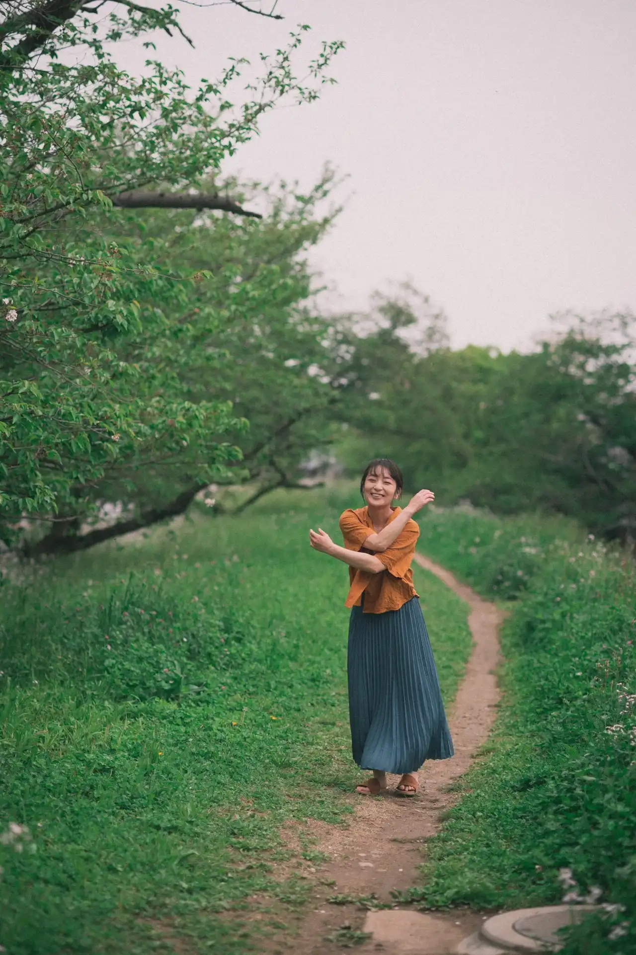 彩華ゆかり第71張寫真