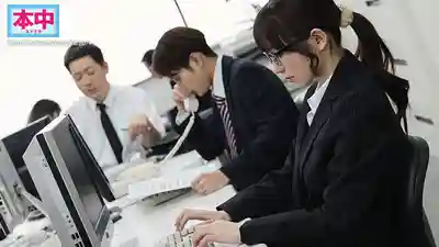 HMN-735 白天安靜OL晚上化身夜店小野貓 無人能擋的獵男狂潮 ~ 五日市芽依的劇照12