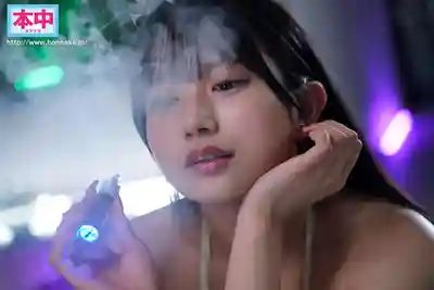 HMN-745 真實故事！港區男用媚藥搞嗨夜狂歡，爽到爆內射覺醒淫亂之旅 ~ 北岡果林的劇照10