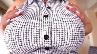 MMYM-076 清純蘿莉臉蛋卻滿口騷話，大胸大屁股抖不停的淫語小妖精 ~ 夕美紫苑的劇照17