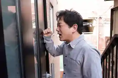 KSBJ-397 垃圾屋×欠租妹，用身體還債的絕望交易 ~ 流川莉央的劇照17