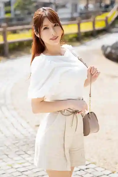 SOON-006 隨時隨地人妻玩具 飢渴溫泉之旅 ~ 永野司的劇照16