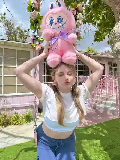 メロディー・雛・マークス第4張寫真