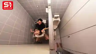 SONE-905 什麼？在這就開幹？隱藏M屬性清楚系女優超帶感！完全貼身跟拍淺野心私生活！逮到機會就猛插狂高潮！前所未有整蠱AV片 ~ 淺野心 的劇照6