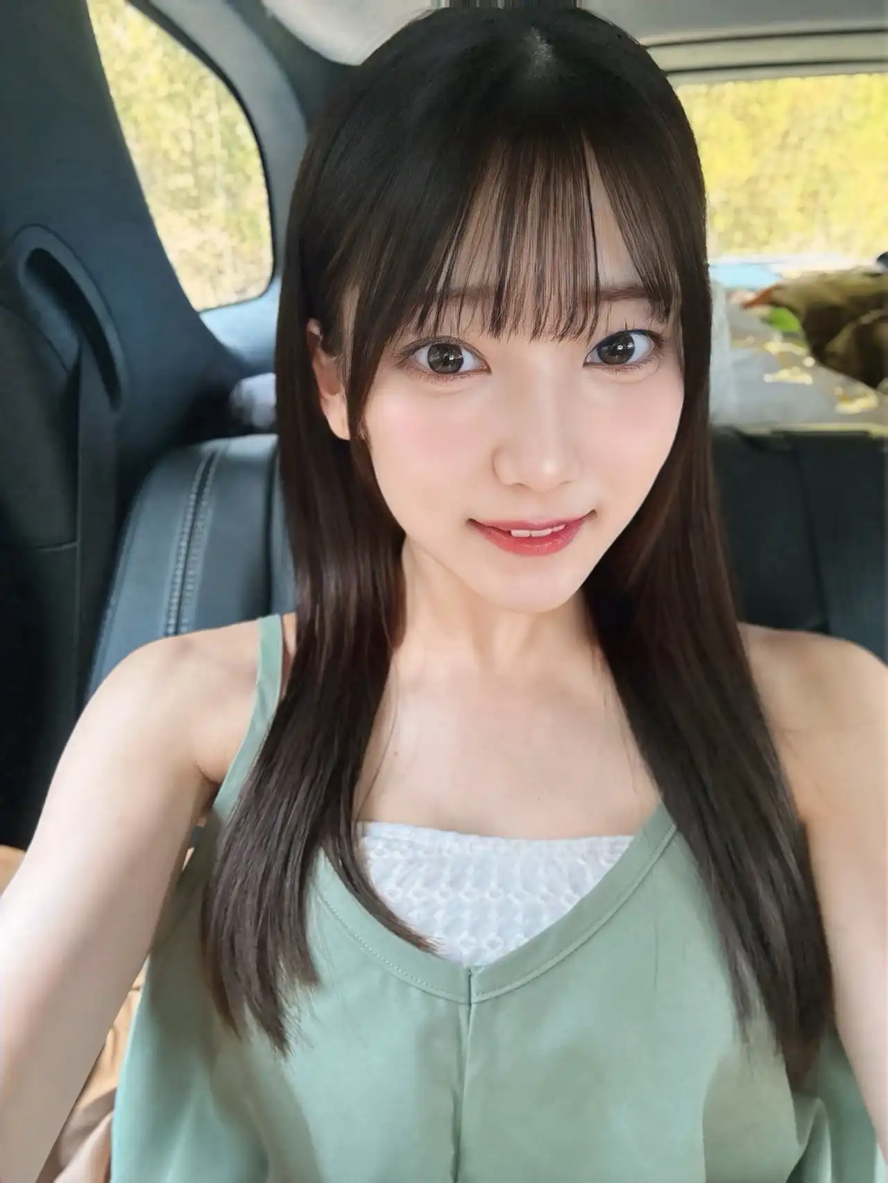 初美菜乃花第44張寫真