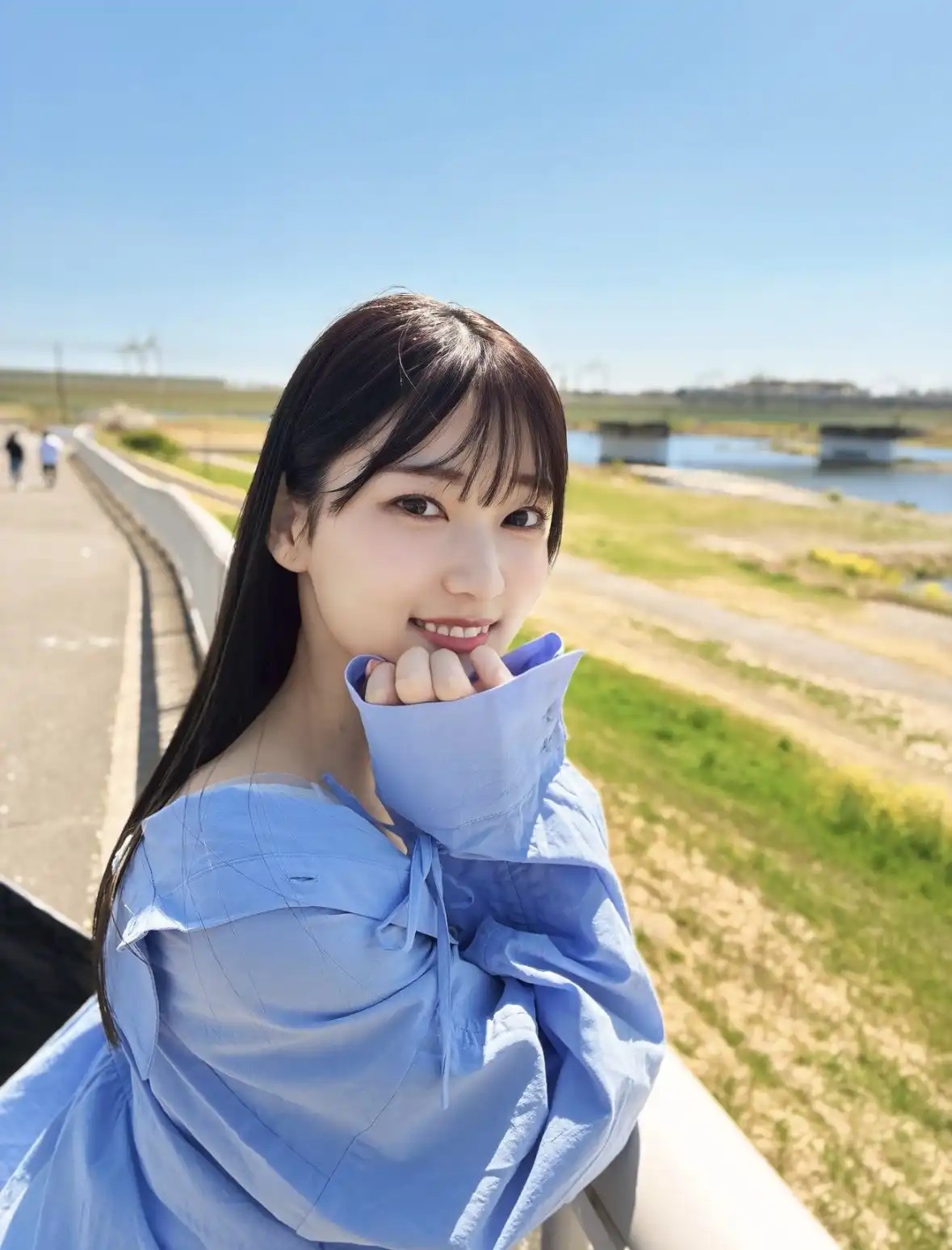 初美菜乃花第38張寫真