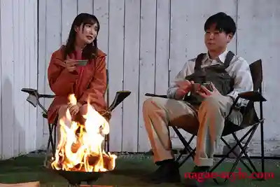 NSFS-417 三天兩夜露營：社區帳篷輪番戰3，老頭子們多次內射我老婆 ~ 徳永しおり的劇照7