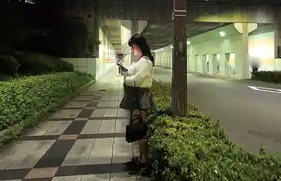 NACT-017 街頭站街巨乳妹 深夜出沒的背後故事大公開 ~ 尾崎實里的劇照15