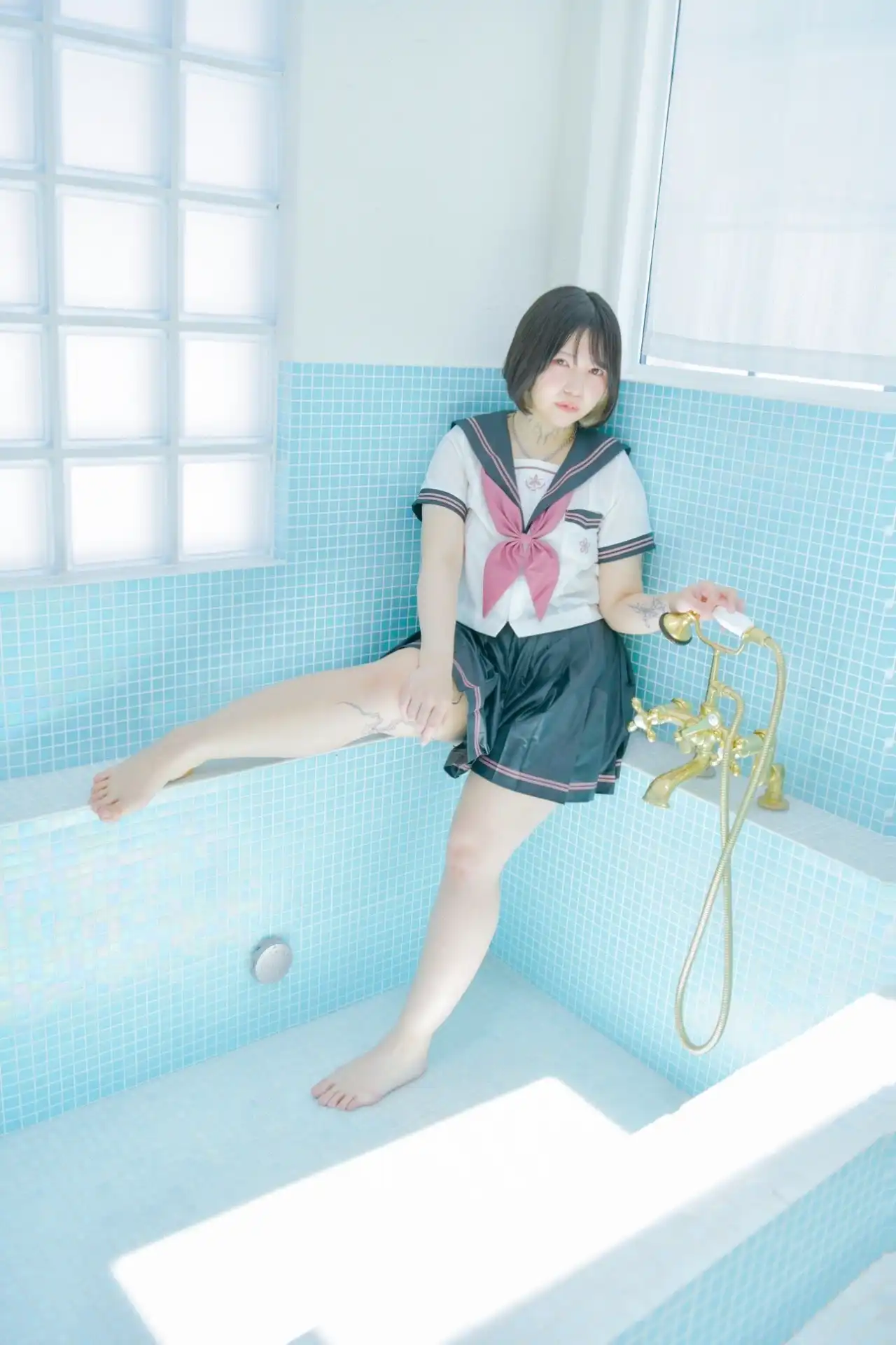 新川ゆず第20張寫真