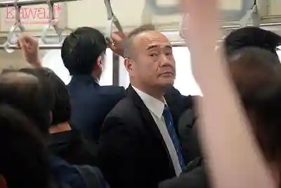 CAWD-883 青春美少女姐妹花被繼父癡漢騷擾卻不報警，爽到不想報？ ~ 靜河 北岡果林 的劇照14