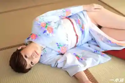1PON-010918_630 和服下的淫亂熟女挑逗 ~ 本条彩乃的劇照13