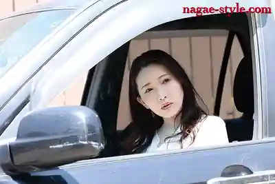 NSFS-420 寝取溫泉之旅2：讓老婆被陌生人輪了！~ 妃光莉的劇照2