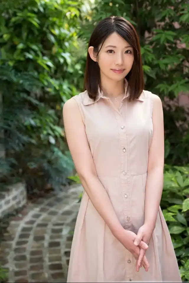 蓝川美夏