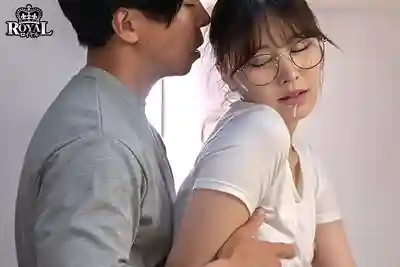 ROYD-270 清楚系超內向繼妹天天乳首調教玩不停 超敏感早漏體質覺醒 潮噴變身淫蕩小野貓 ~ 鳳美優 的劇照9