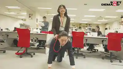 SDJS-330 滿足抖M男請求後覺醒成抖S痴女的OL 想要的話我變身超級淫蕩秘書 ~ 守屋よしの的劇照15