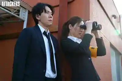 ATID-647 只因兒子被綁架 已退引7年的人妻搜查官重返戰場 被媚藥狂幹徹底墮落成肉便器 ~ 夏目彩春 的劇照4