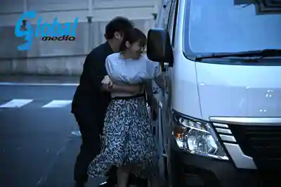 GARA-016 人妻被老公債主輪⬤ 丈夫欠下巨額債務老婆被當抵押品輪流爆操 綁架後灌媚藥4P輪⬤ ~ 波多野結衣 的劇照5