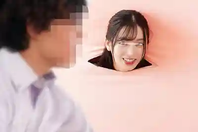 DVMM-315 一般男女監控AV  老公的臉/別人的雞巴！在毫不知情的老公眼前，人妻從牆洞只露出臉，被巨屌偷偷幹到連續中出！ ~ 旭メイサ 雨宮凜 安部藍 鈴木真夕 的劇照9